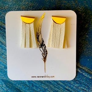 New leather earrings